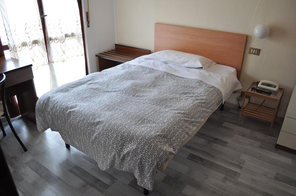 Hotel Cecile Pisa Eksteriør bilde