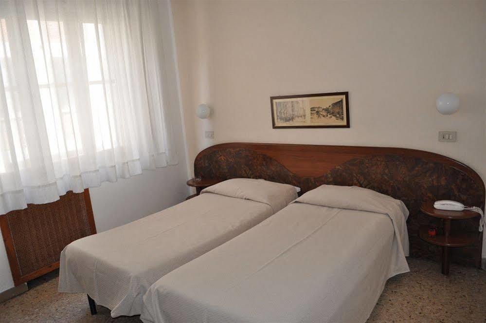 Hotel Cecile Pisa Eksteriør bilde